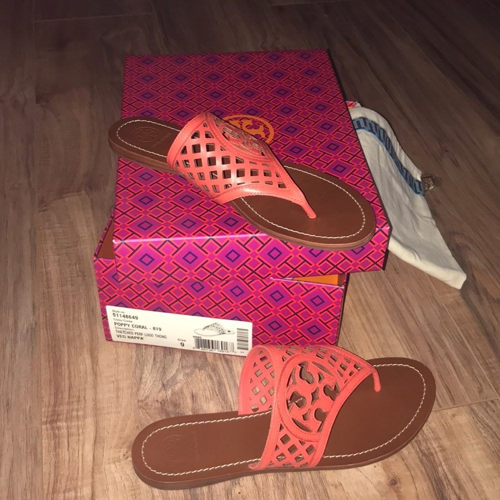 Authentic Tory Burch logo sandals